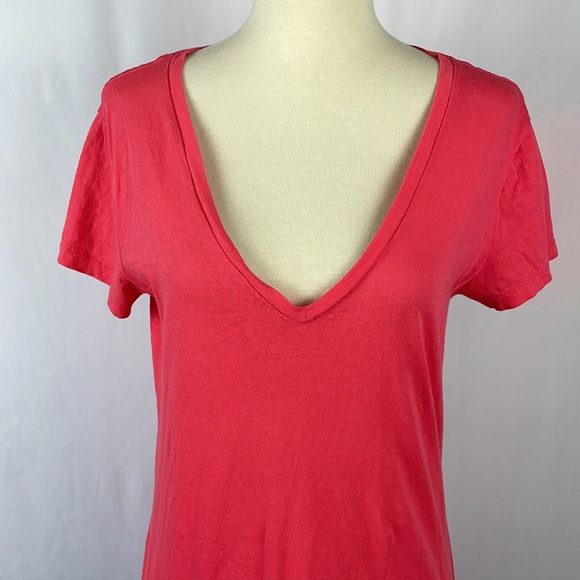 Express Coral Cotton Short Sleeve V-Neck Tee - Size Medium - Picture 2 of 9
